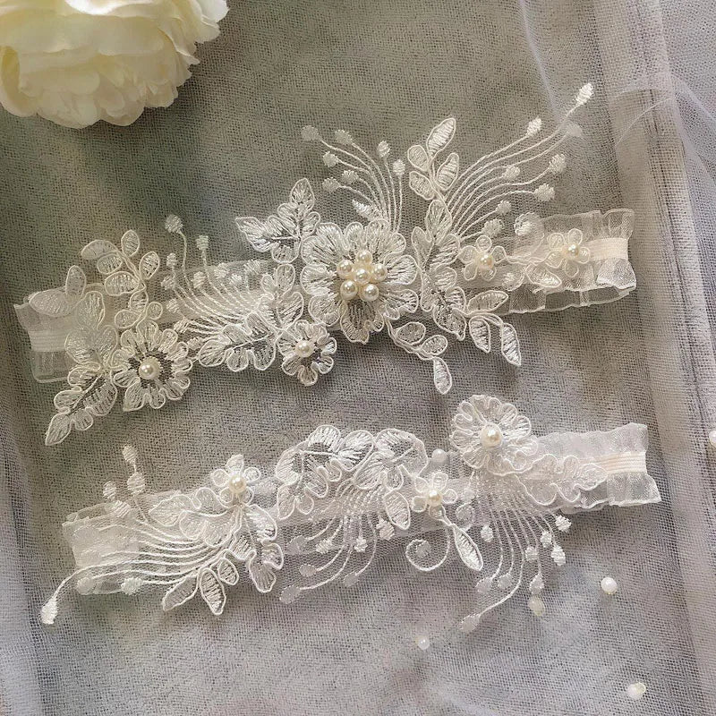 SLBRIDAL Sexy Lace Flower Crystal Rhinestones Pearls Bridal Garter Belts Wedding Thigh Leg Garter Ring For Women/Female/Bride