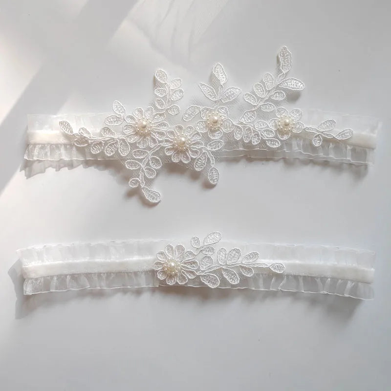 SLBRIDAL Sexy Lace Flower Crystal Rhinestones Pearls Bridal Garter Belts Wedding Thigh Leg Garter Ring For Women/Female/Bride