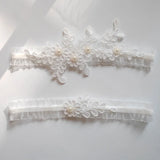 SLBRIDAL Sexy Lace Flower Crystal Rhinestones Pearls Bridal Garter Belts Wedding Thigh Leg Garter Ring For Women/Female/Bride