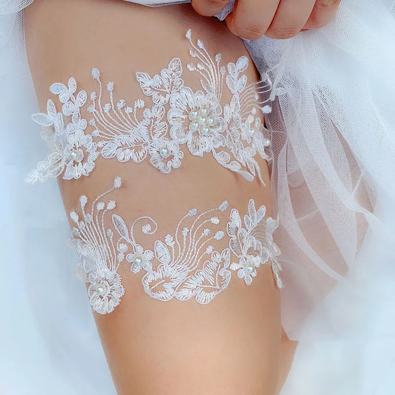 SLBRIDAL Sexy Lace Flower Crystal Rhinestones Pearls Bridal Garter Belts Wedding Thigh Leg Garter Ring For Women/Female/Bride