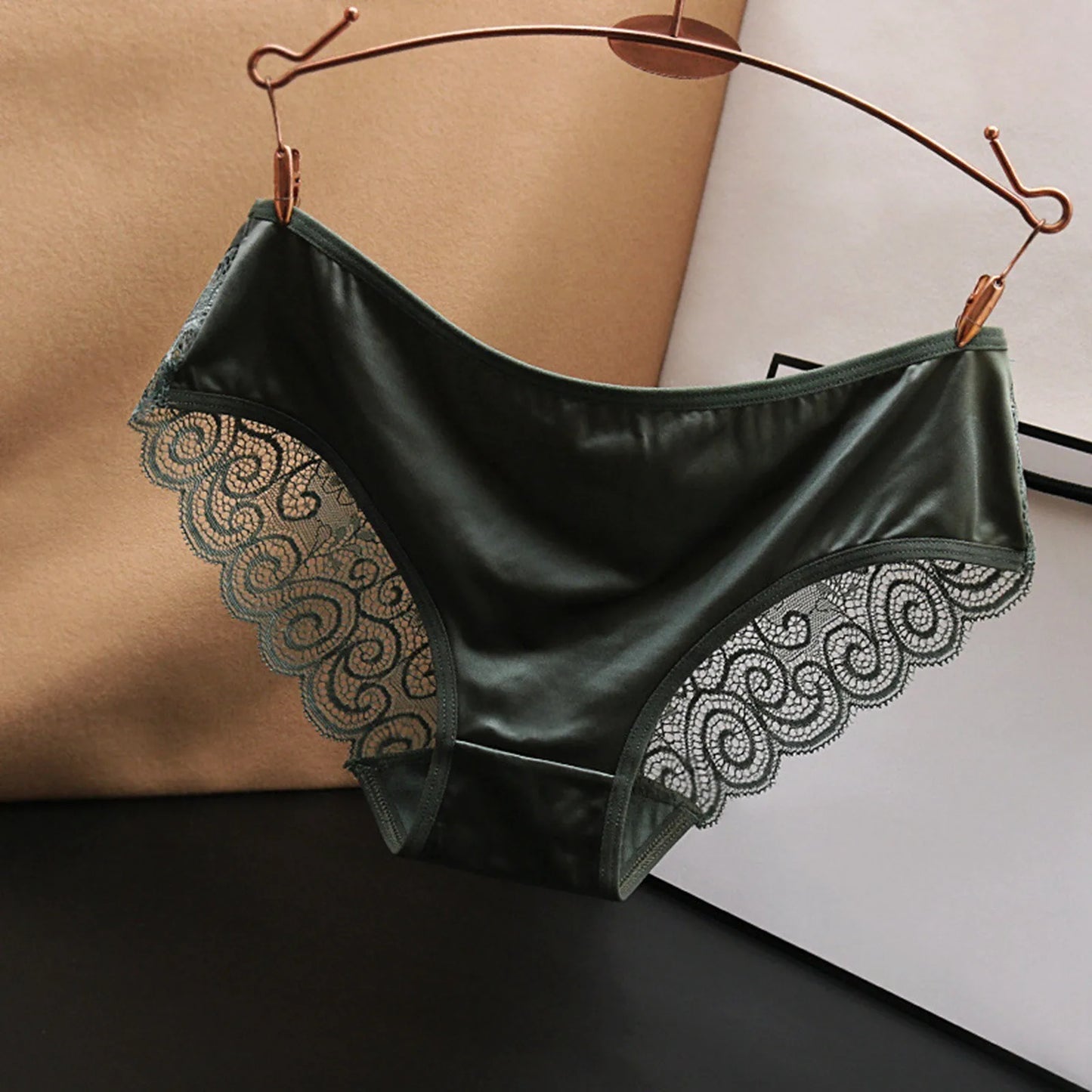 45981402104046|45981402169582|45981402235118|45981402300654|45981402431726|45981403054318